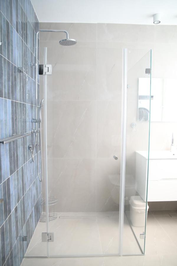 Bugrashov - Charming, Amazing & Quiet 2 Rooms Tel Aviv Exterior foto